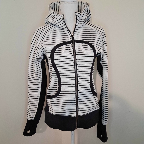 Lululemon Black and White Scuba Jacket Size 8 - Picture 2 of 11
